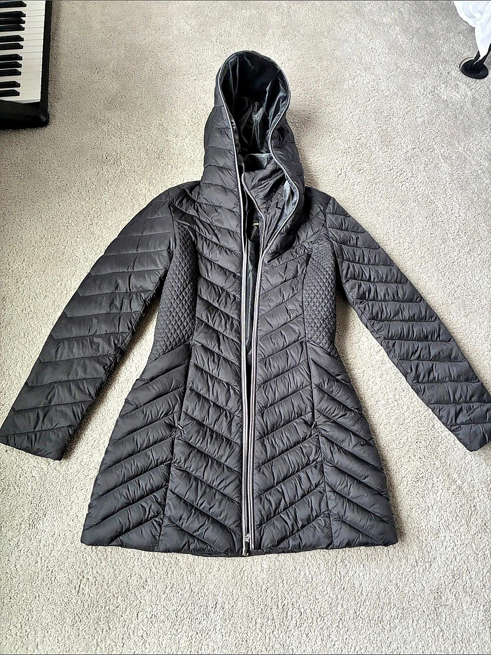 Laundry by Shelli Segal Chevron Quilted Hooded Puffer Jacket Black XS